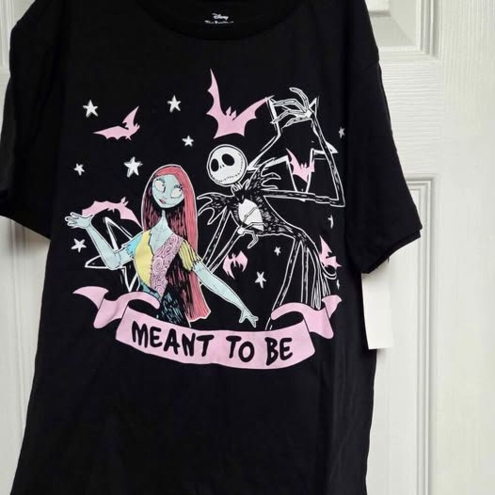 Disney's The Nightmare Before Christmas girls S 6/6x black short sleeve shirt